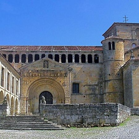 Posada Adela Santillana del Mar Exterior foto